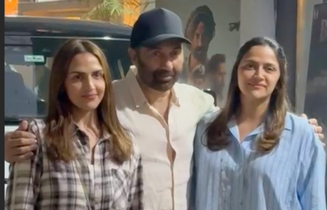 Sunny Deol with Esha and Ahana Deol